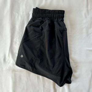 Lululemon Track That Mid-Rise Lined Shorts 5”